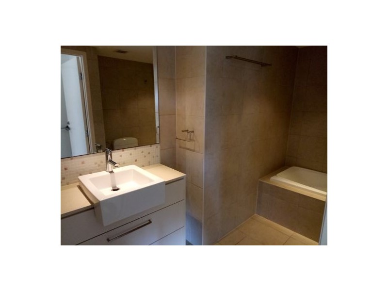 3303 12-14 Executive Dr, Burleigh Waters QLD 4220