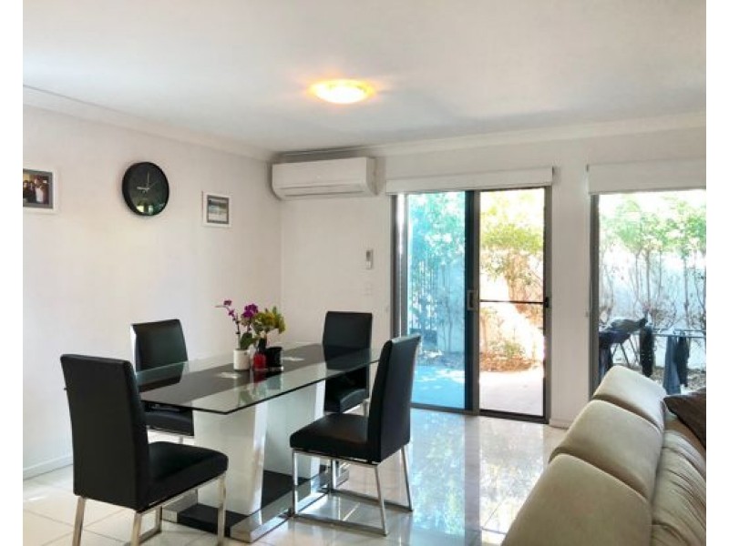 113 3 Compass Drive, Biggera Waters QLD 4216