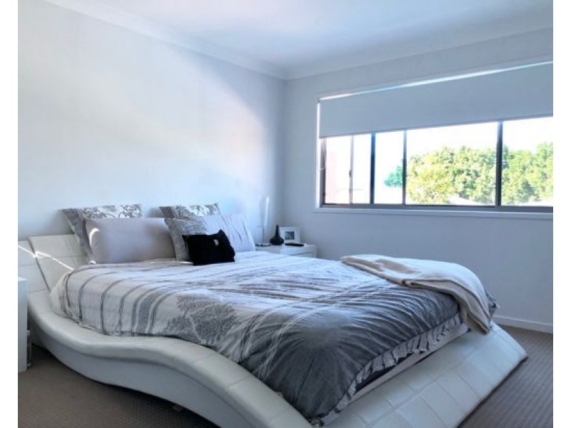 113 3 Compass Drive, Biggera Waters QLD 4216