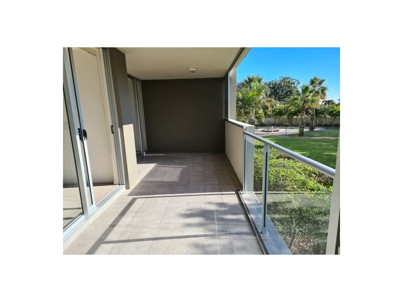 4103/14 Executive Drive, Burleigh Waters QLD 4220