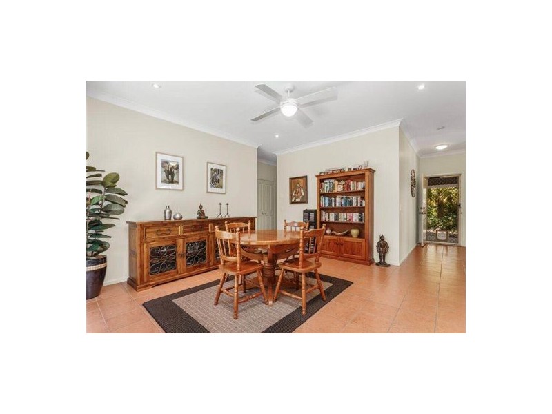 39 Cityview Road, Sinnamon Park QLD 4073
