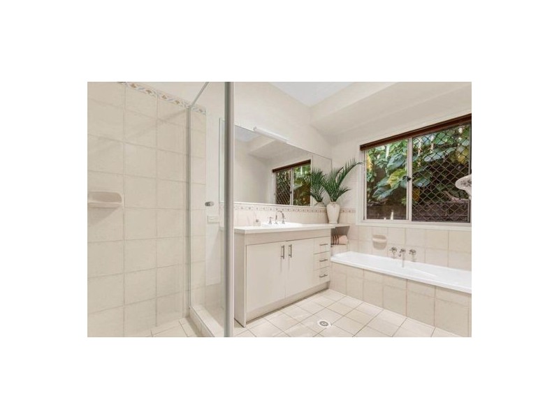 39 Cityview Road, Sinnamon Park QLD 4073