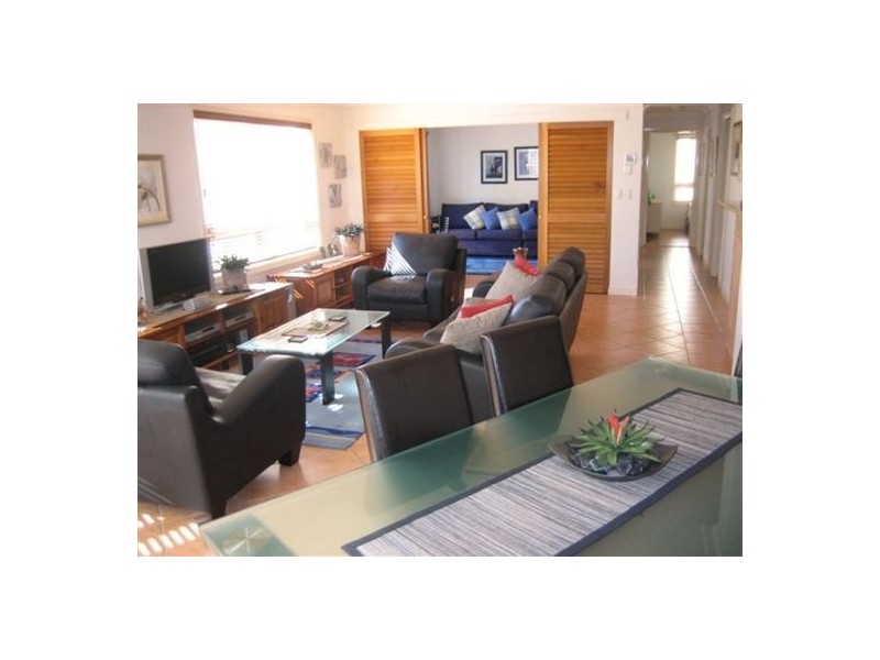 unit 12 126 Old Burleigh Road, Broadbeach QLD 4218