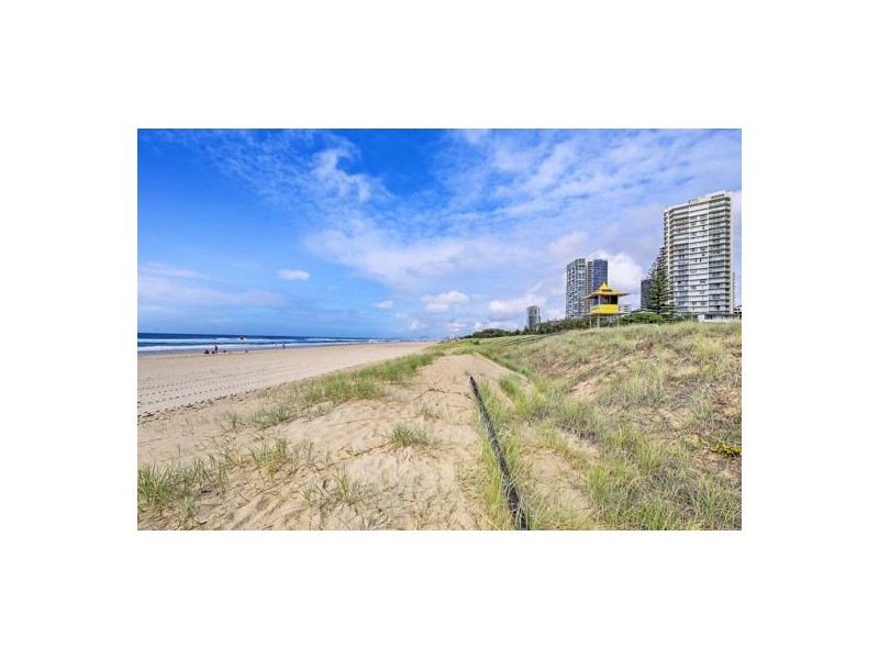 unit 12 126 Old Burleigh Road, Broadbeach QLD 4218