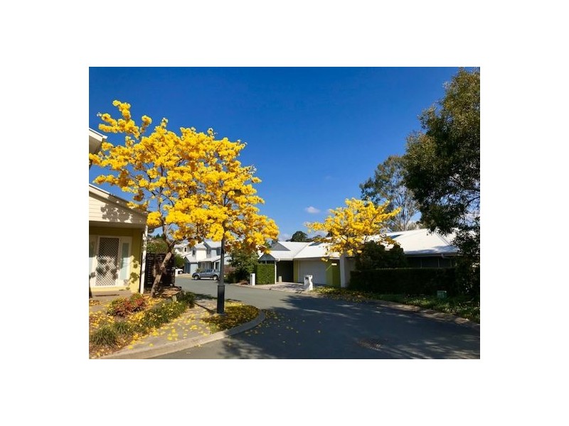 8/29 Lachlan Drive, Wakerley QLD 4154