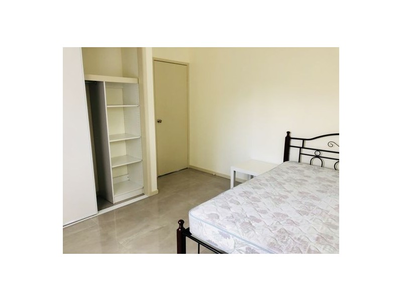 5A Darlington Street, Macgregor QLD 4109