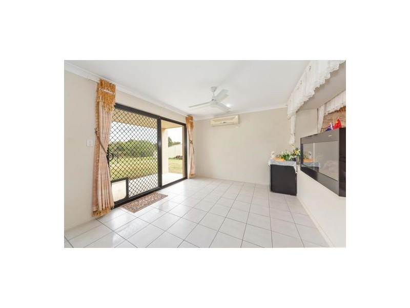 60 Golden Bear Drive, Arundel QLD 4214