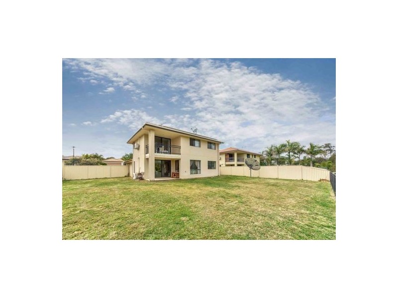 60 Golden Bear Drive, Arundel QLD 4214