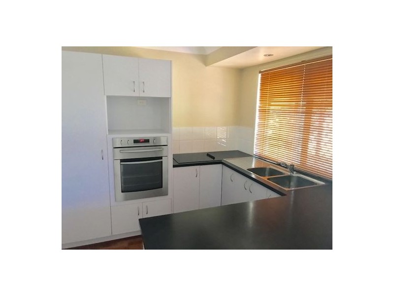 19 INDICA CRESCENT, Regents Park QLD 4118