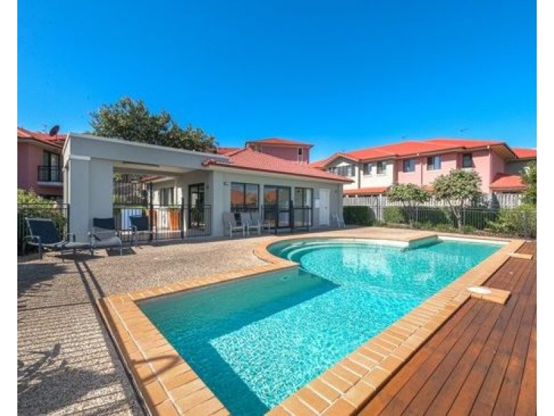 41/2 Geraldton Drive, Varsity Lakes QLD 4227