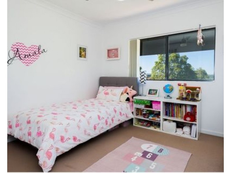 41/2 Geraldton Drive, Varsity Lakes QLD 4227