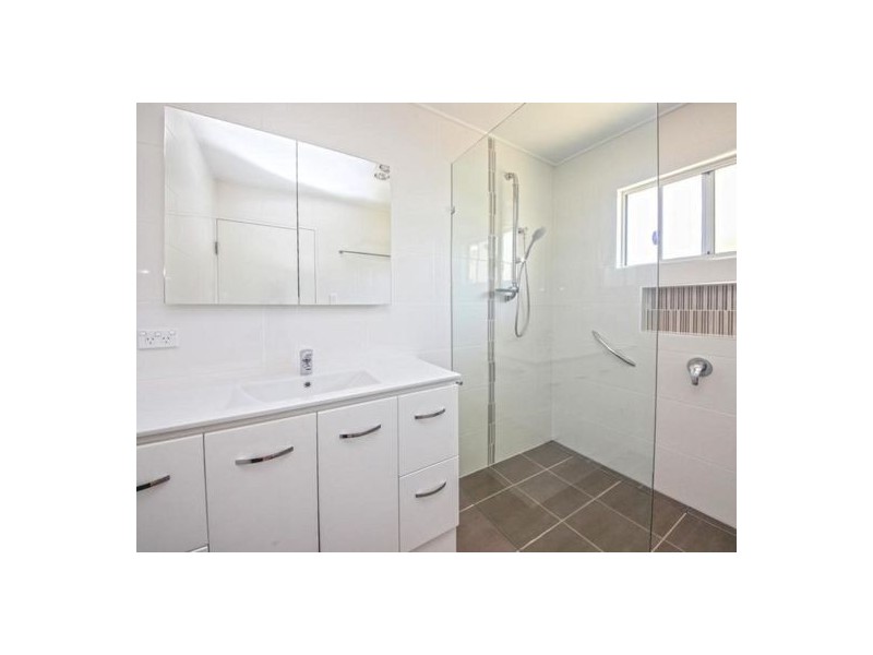 15 Fair Street, Wishart QLD 4122