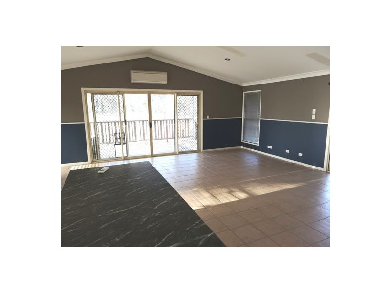 56 Wearing Rd, North Maclean QLD 4280
