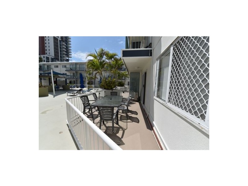 13/69 Ferny Ave, Surfers Paradise QLD 4217