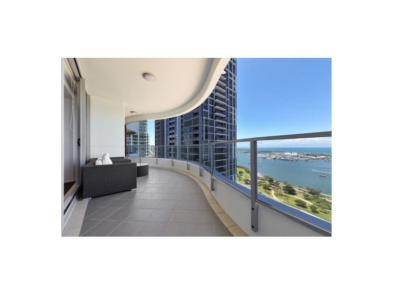 2404 4 Como Crescent, Southport QLD 4215