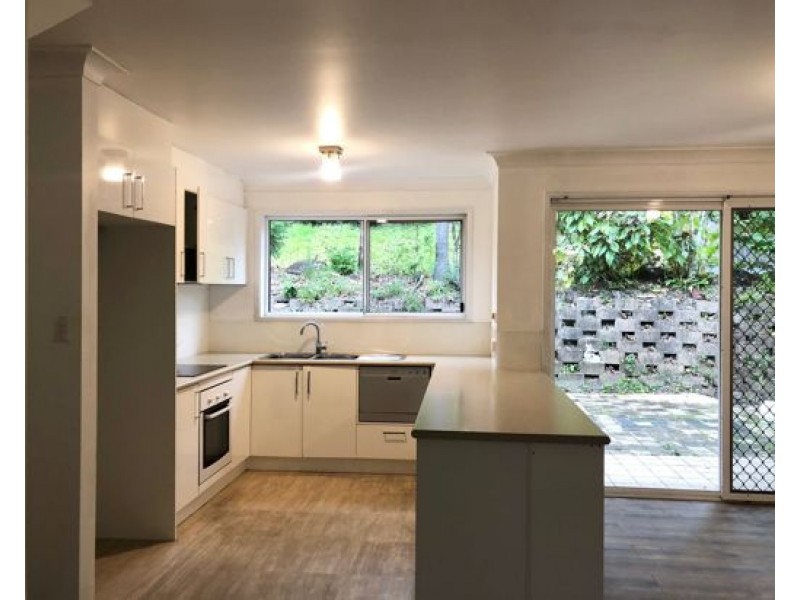 75/33 Edmund Rice Drive Southport, Southport QLD 4215