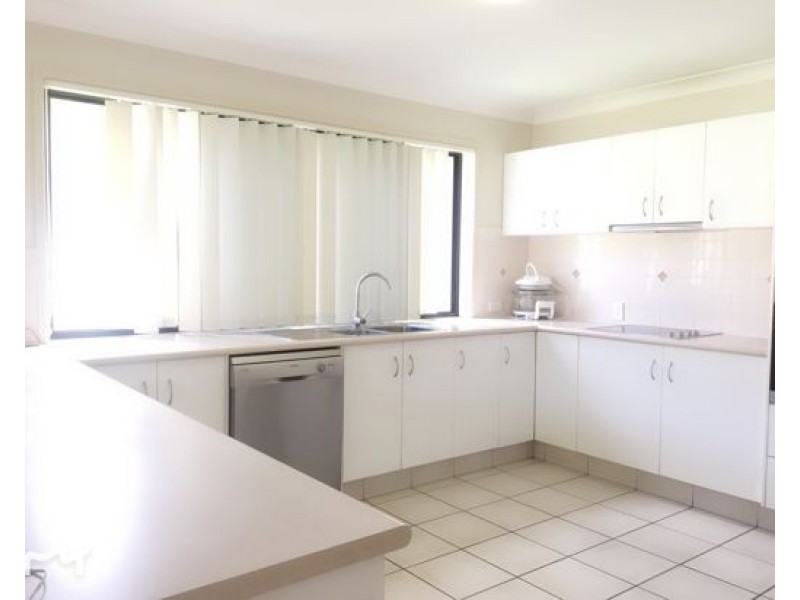 8 Rix Drive, Upper Coomera QLD 4209