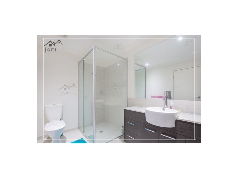 28/1 Belongil Street, Pacific Pines QLD 4211