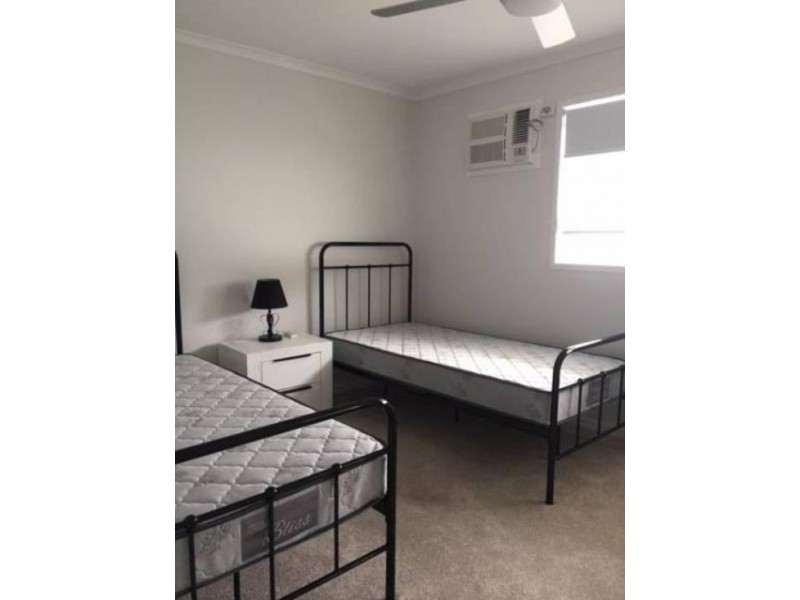 16 Crescent Avenue, Mermaid Beach QLD 4218