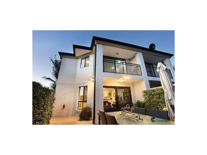 1/47 Gordon St, Labrador QLD 4215