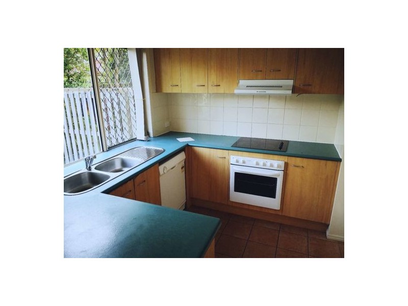 18B/20 Young Place, Runcorn QLD 4113