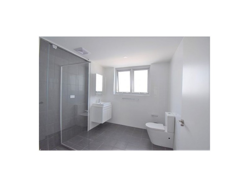 19 Hutchinson Street, St Peters NSW 2044