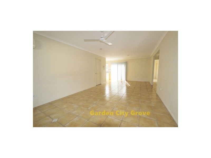 25 Buckingham Place, Eight Mile Plains QLD 4113