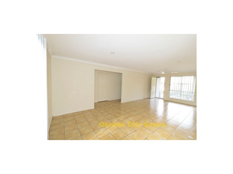 25 Buckingham Place, Eight Mile Plains QLD 4113