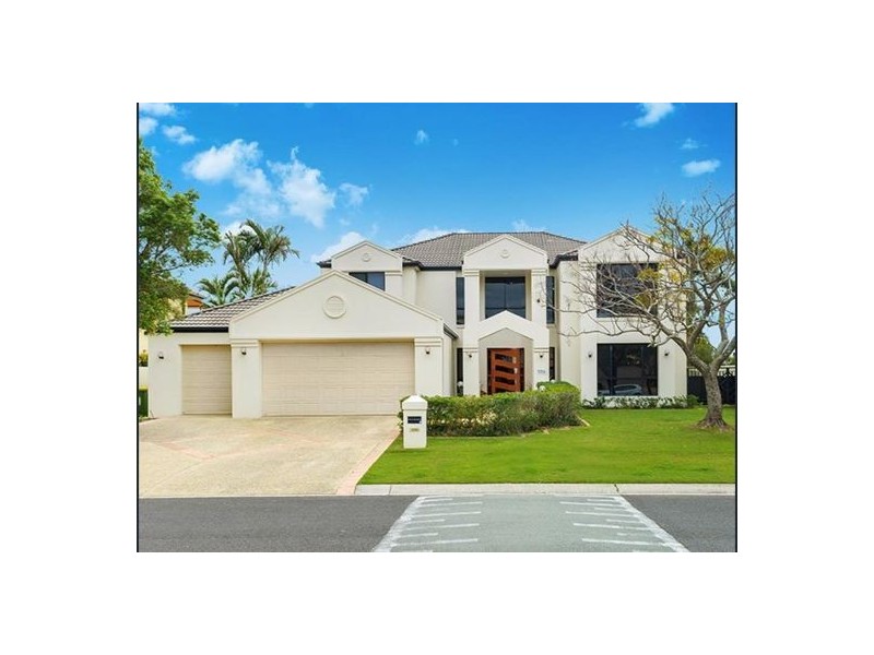 1056 Rosebank Way West, Hope Island QLD 4212