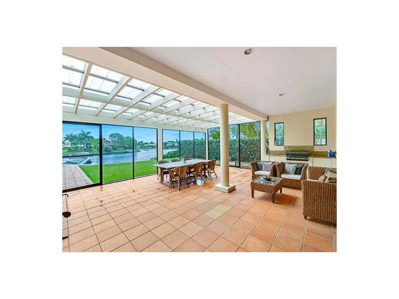 1056 Rosebank Way West, Hope Island QLD 4212