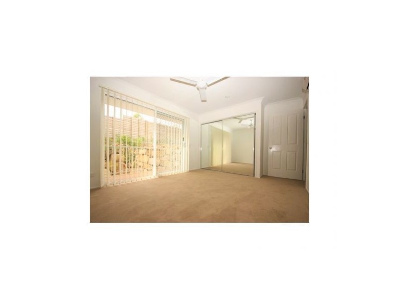 24/29 Lachlan Drive, Wakerley QLD 4154