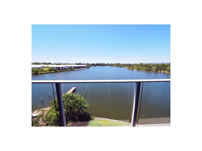 56/5074 Emerald Island Drive, Carrara QLD 4211