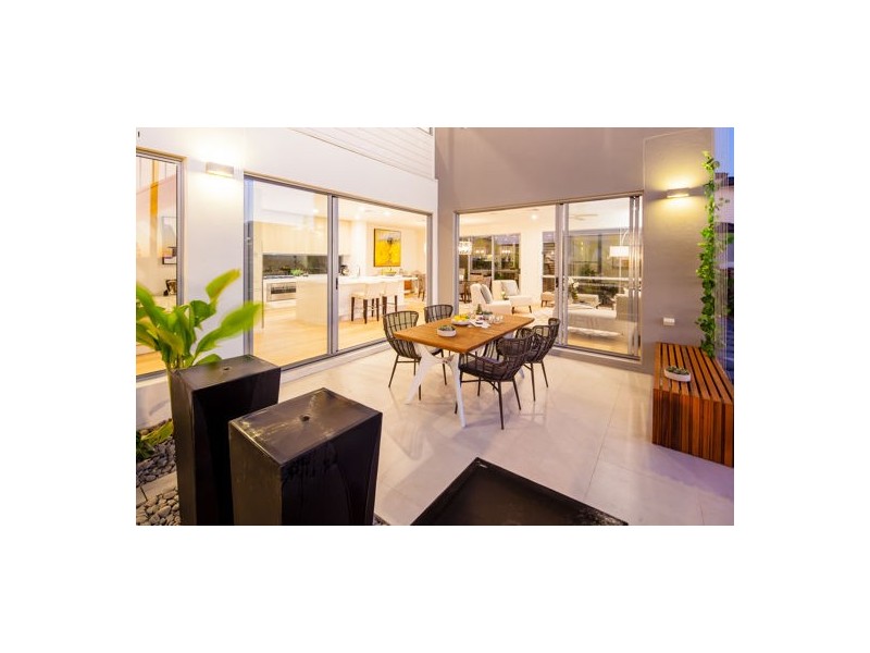 33 Hillcrest Street, Rochedale QLD 4123