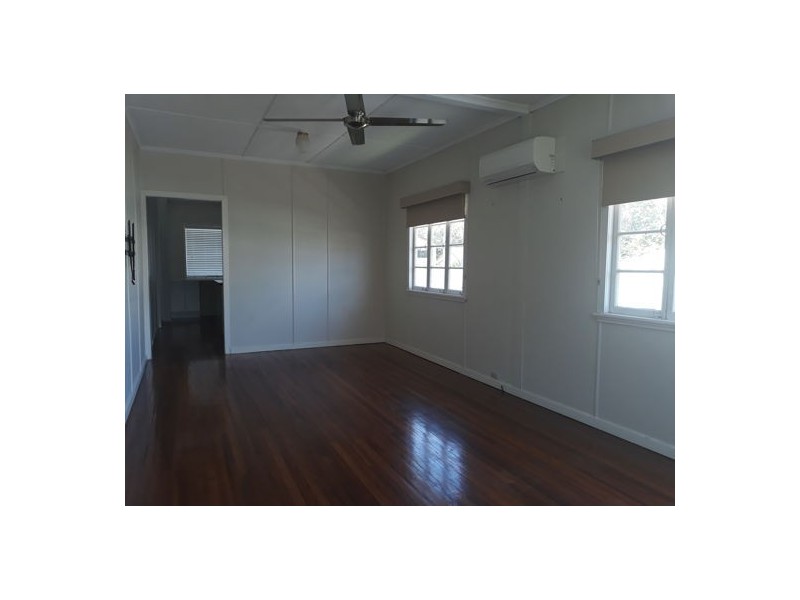 18 Perkins St, Upper Mount Gravatt QLD 4122