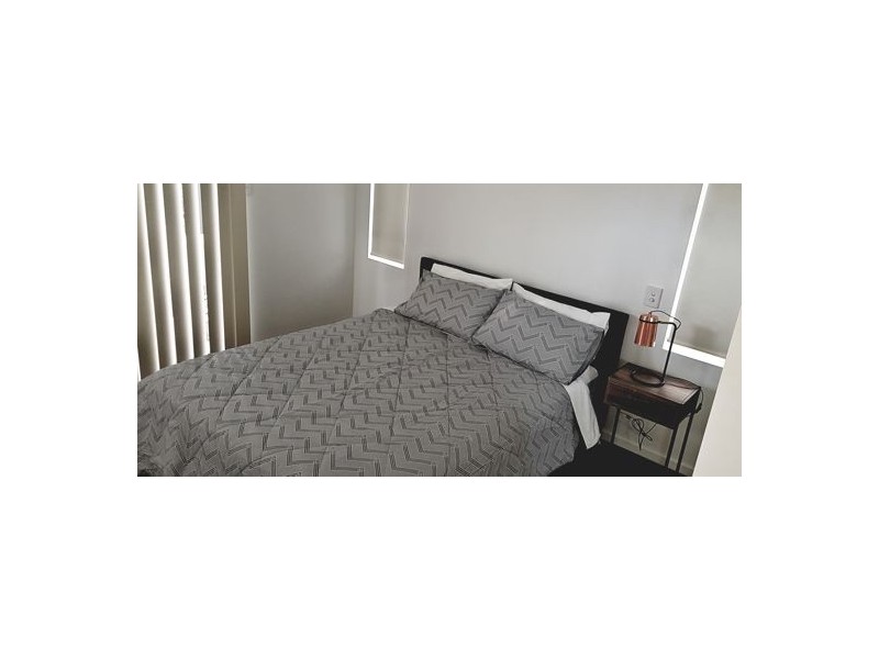 8 127 Grosvenor Street, Morningside QLD 4170