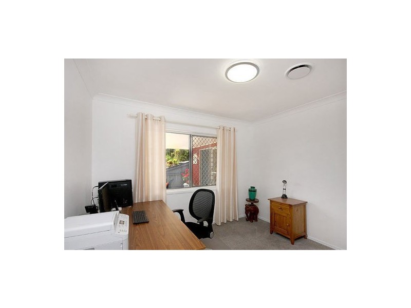 18 McCracken Street, Wishart QLD 4122