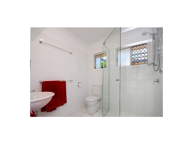 18 McCracken Street, Wishart QLD 4122