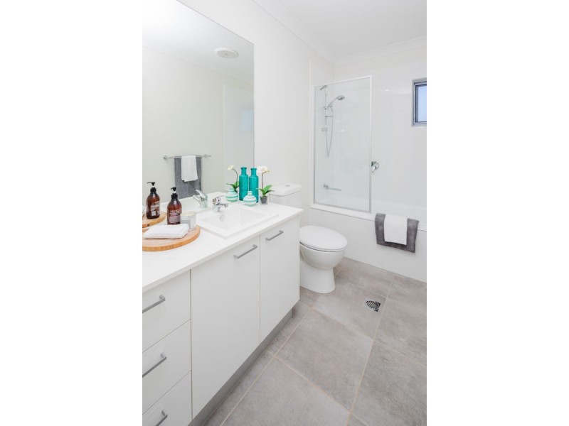13/20 Salisbury Street, Redland Bay QLD 4165