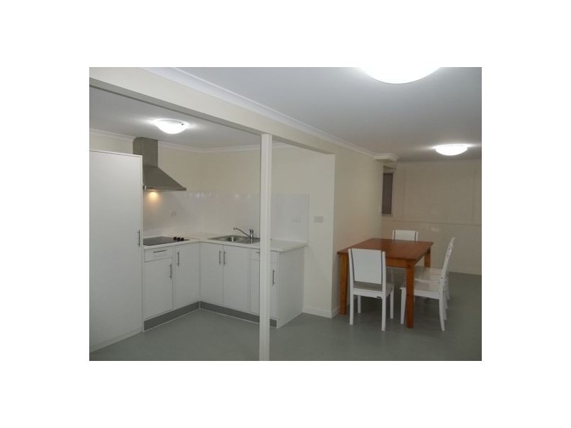 4 Kehoe Street, Upper Mount Gravatt QLD 4122