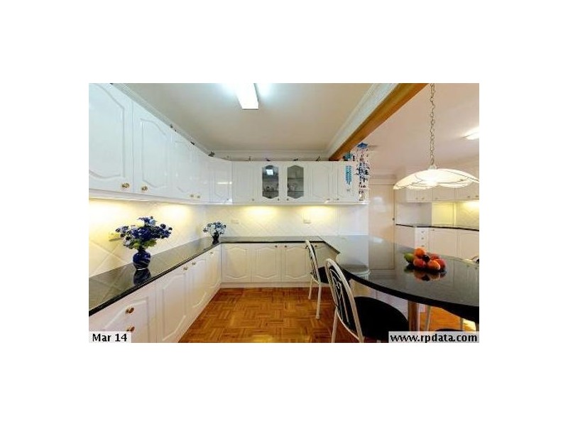 1 Fernshaw St, Macgregor QLD 4109