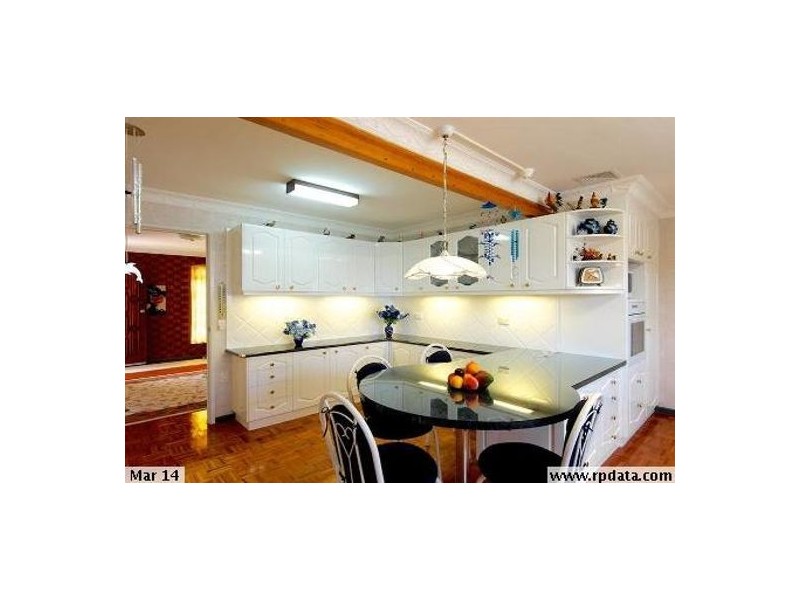 1 Fernshaw St, Macgregor QLD 4109