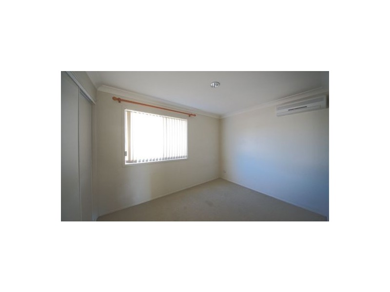 107 Bolton St, Eight Mile Plains QLD 4113