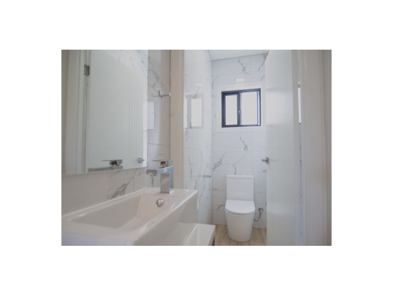 4 Raffles st, Mount Gravatt East QLD 4122