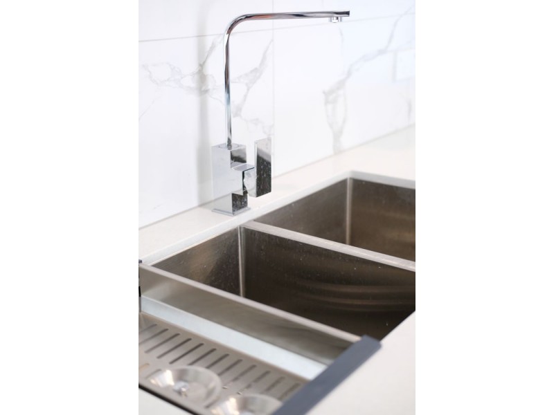 4 Raffles st, Mount Gravatt East QLD 4122