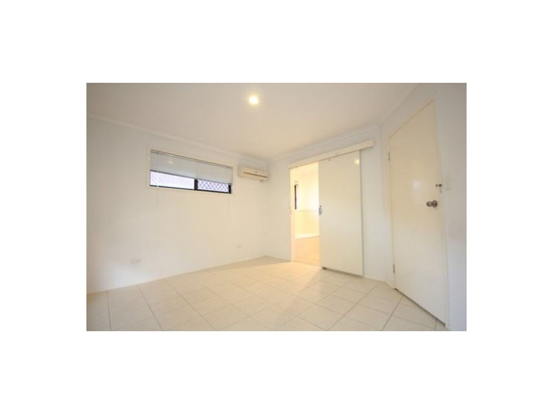19 Staydar Crescent, Meadowbrook QLD 4131