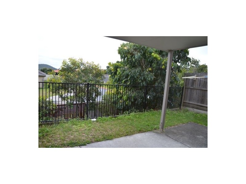 AJ/2 Toohey St, Pacific Pines QLD 4211