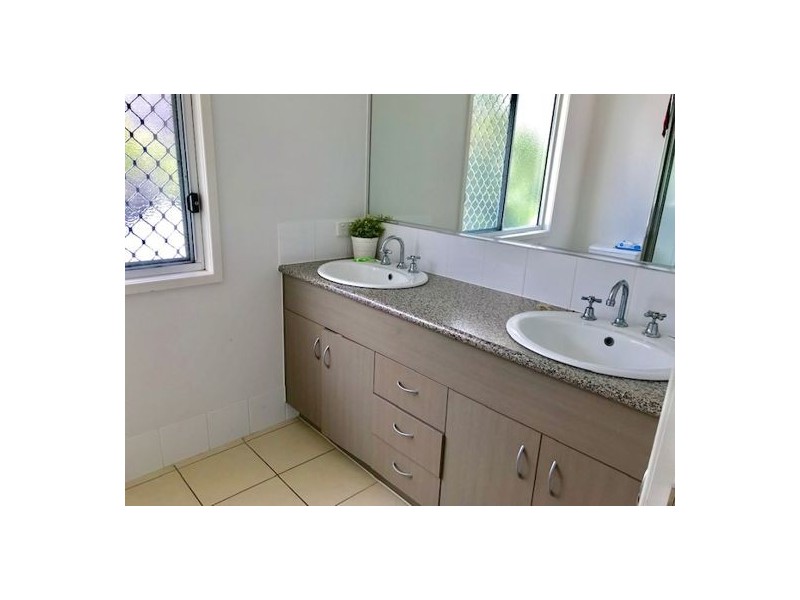 50/29 Lachlan Drive, Wakerley QLD 4154