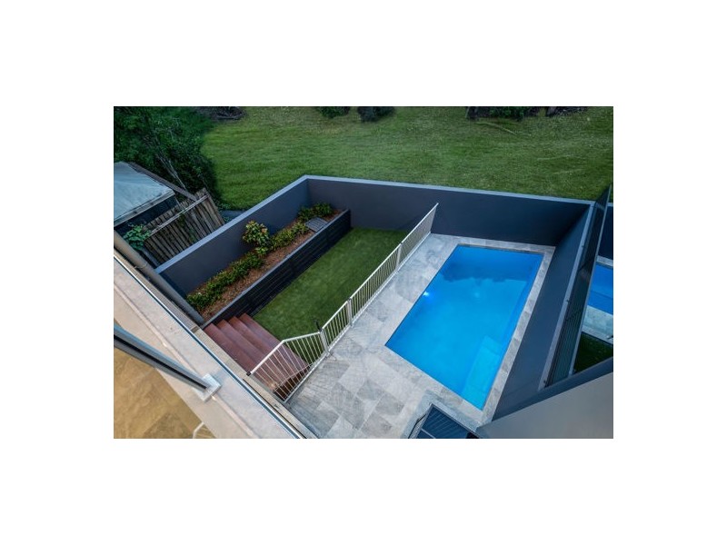 21A Woodstock Avenue, Taringa QLD 4068