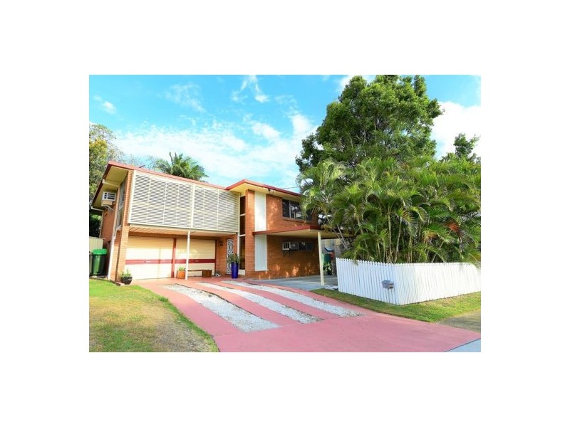 42 Ingleston Street, Wynnum West QLD 4178