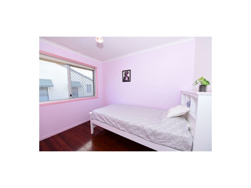 42 Ingleston Street, Wynnum West QLD 4178
